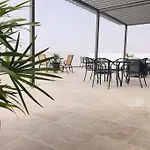 Luxusphere With Gym, Pools And Rental Vehicle